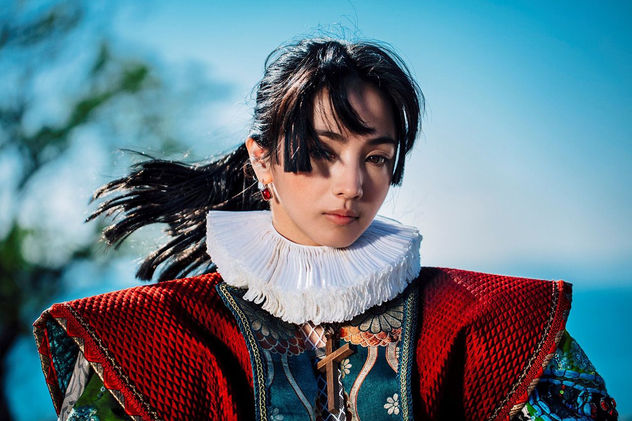 「天草四郎」に扮した満島ひかり