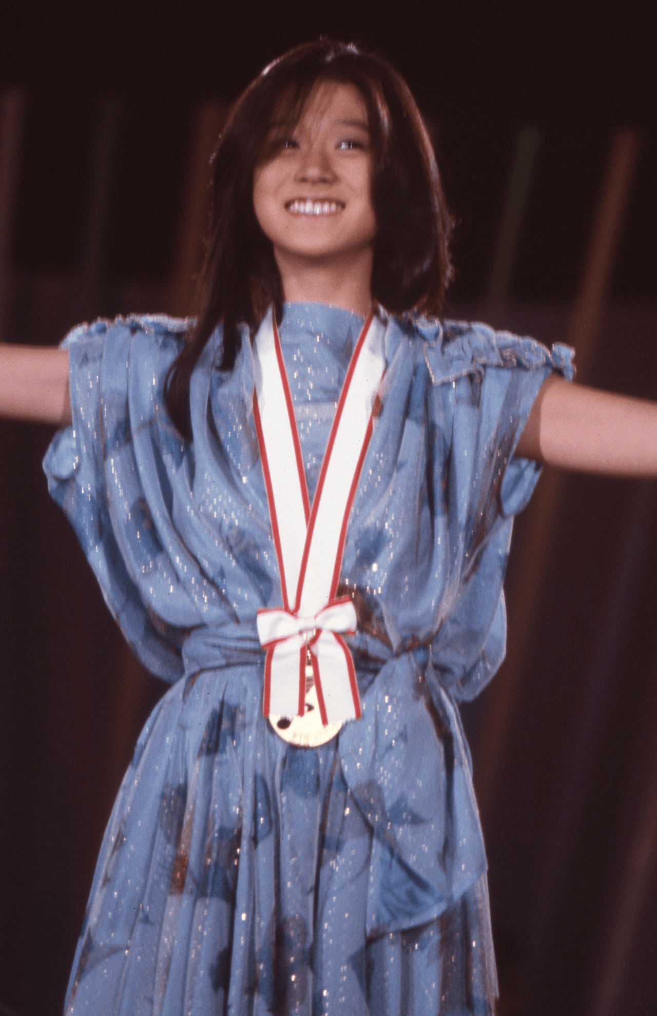 デビューの翌年には数々の賞タイトルを総なめにしていた明菜