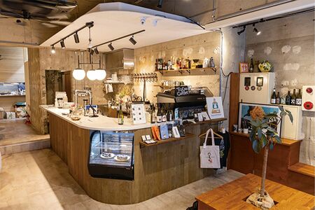 beyondthebox-Towersidecafe-