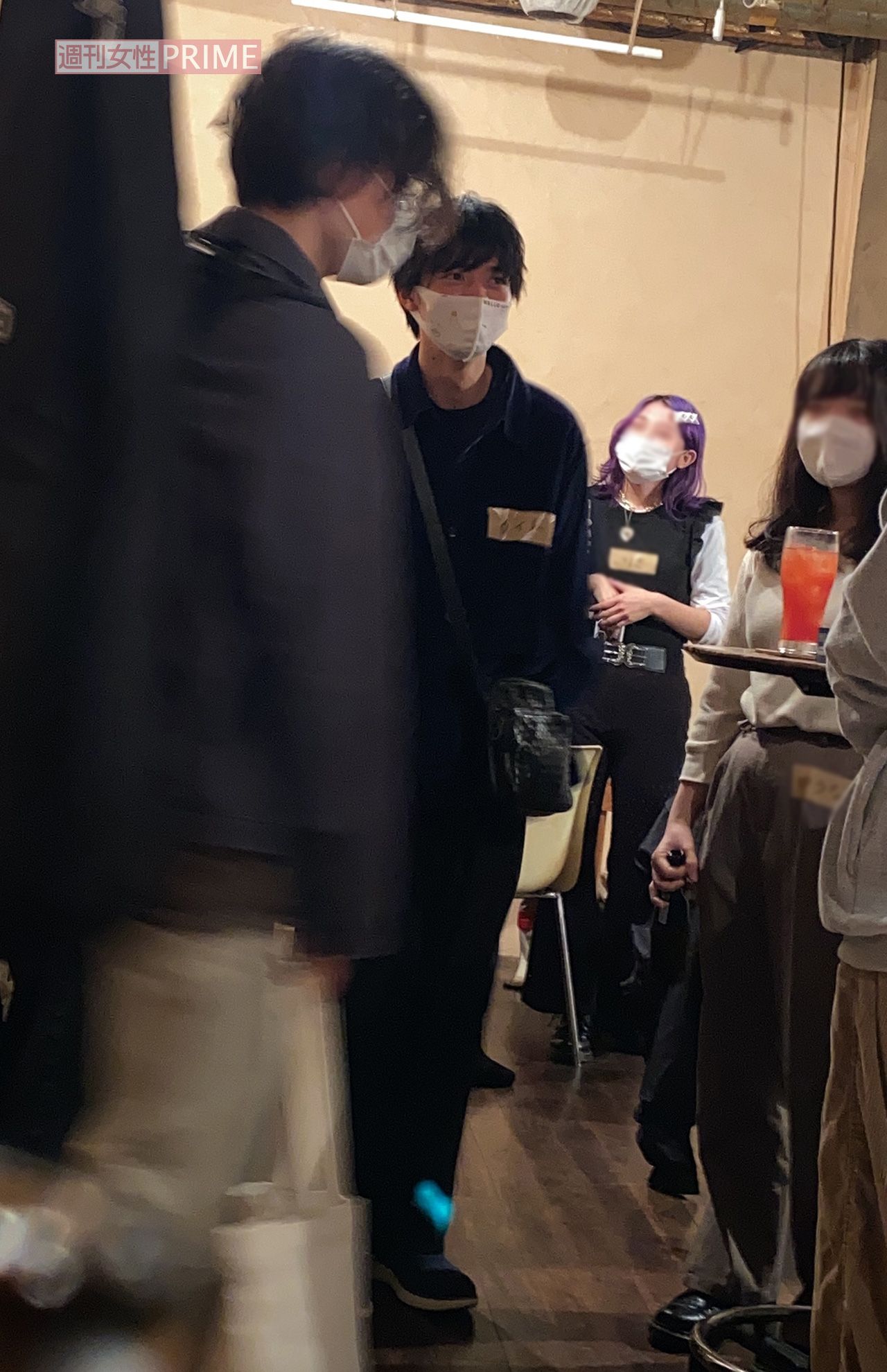 10月中旬、ボートゲームバーでファンと『人狼』を楽しむKaito