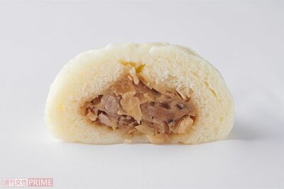 【肉まん】第1位　ファミリーマート　ジューシー本格肉まん／140円　撮影／山田智絵