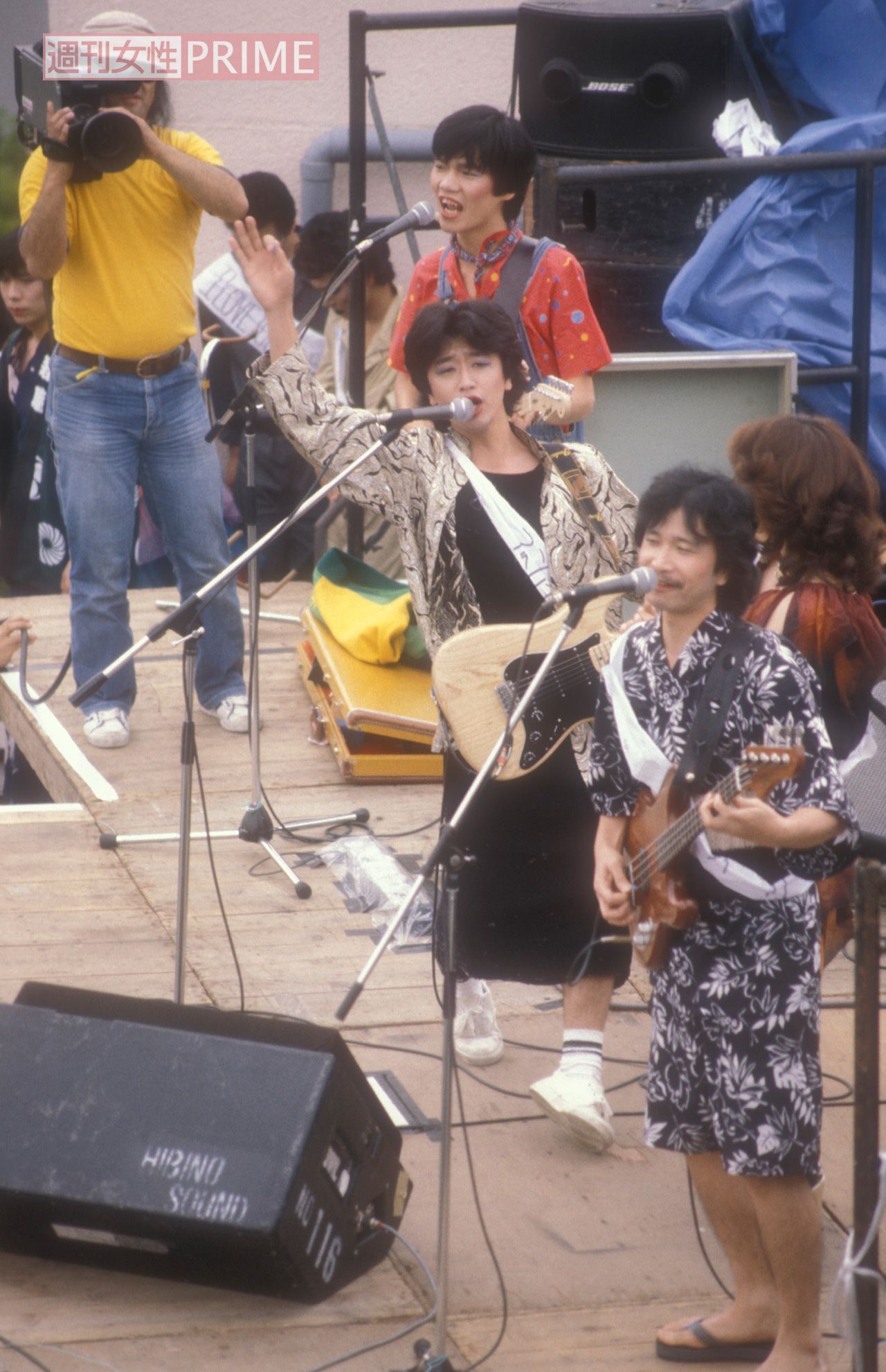 1981年、原宿で楽曲の放送禁止を抗議する桑田佳祐らサザンオールスターズ