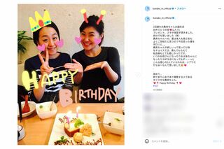 2017年浅田真央の誕生日を祝った（村上佳菜子インスタグラムより）