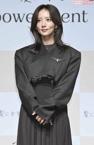 2026年9月9日、美髪イベント「『髪にドラマを。』Hair Empowerment Award 2026」でワーキングマザー部門を受賞した夏菜