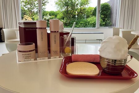 オンライン限定販売の製品も試せるほか、ふわふわ泡での洗手体験＆レクチャーもしてくれる