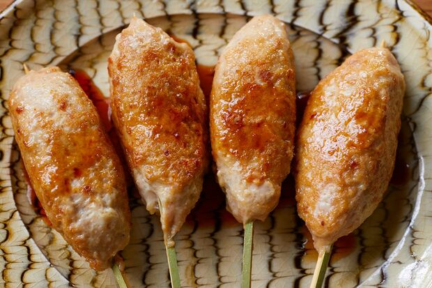 焼き鳥つくね「休日の晩酌にぴったりな串料理！」　写真／横田裕美子（STUDIO BANBAN）