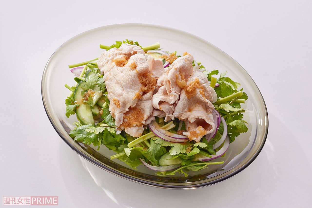 パクチーのデトックスサラダ　撮影／廣瀬靖士