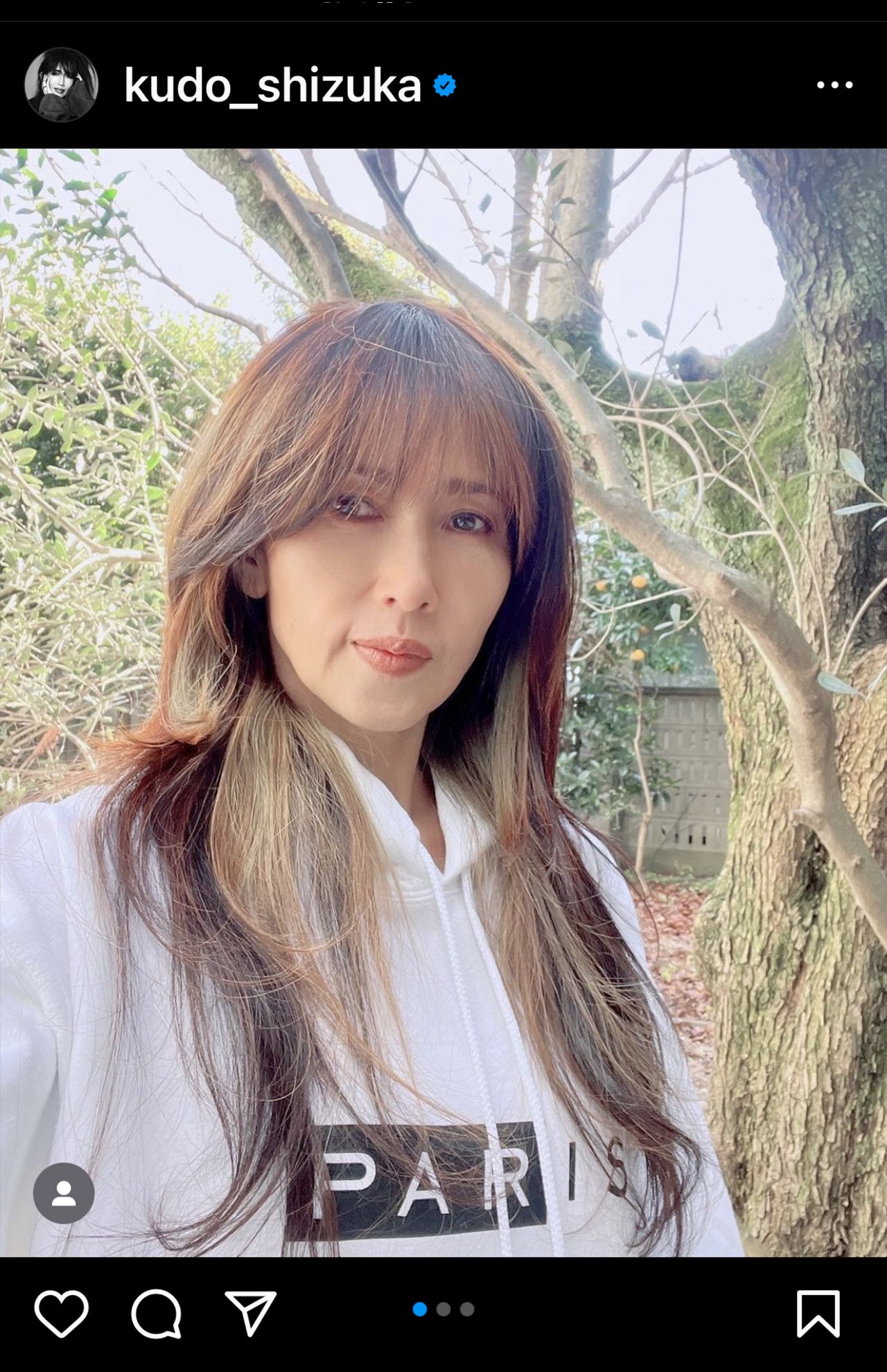 “彼パーカ撮”はしーちゃん流の内助の功？（本人公式インスタグラムより）