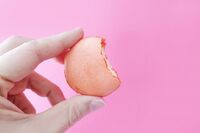 あいみょんのSNS投稿きっかけでプチバズり？「若者の間で食べかけ写真がブーム」報道に《汚い》《恥ずかし…