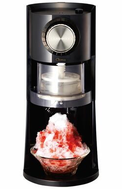 専門店のようなかき氷が楽しめる電動わた雪かき氷器プレミアムDSHH-20（ドウシシャ／10780円）