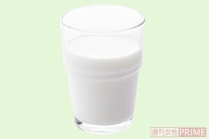 カルシウムが豊富な牛乳（撮影／廣瀬靖士）