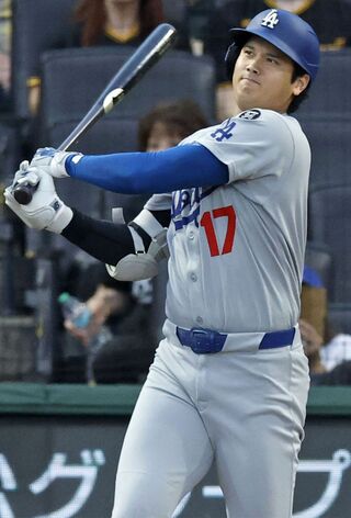 日本時間2025年9月3日、ドジャースで通算100号の本塁打を放った大谷翔平／共同通信