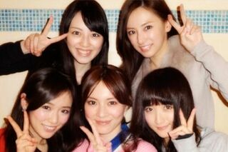 前年と同じ並びで撮影した'13年のアラサー戦士