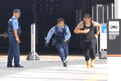 交番前で “白い粉” だけじゃない、炎上系の目立ちたがり屋ユーチューバーが続出