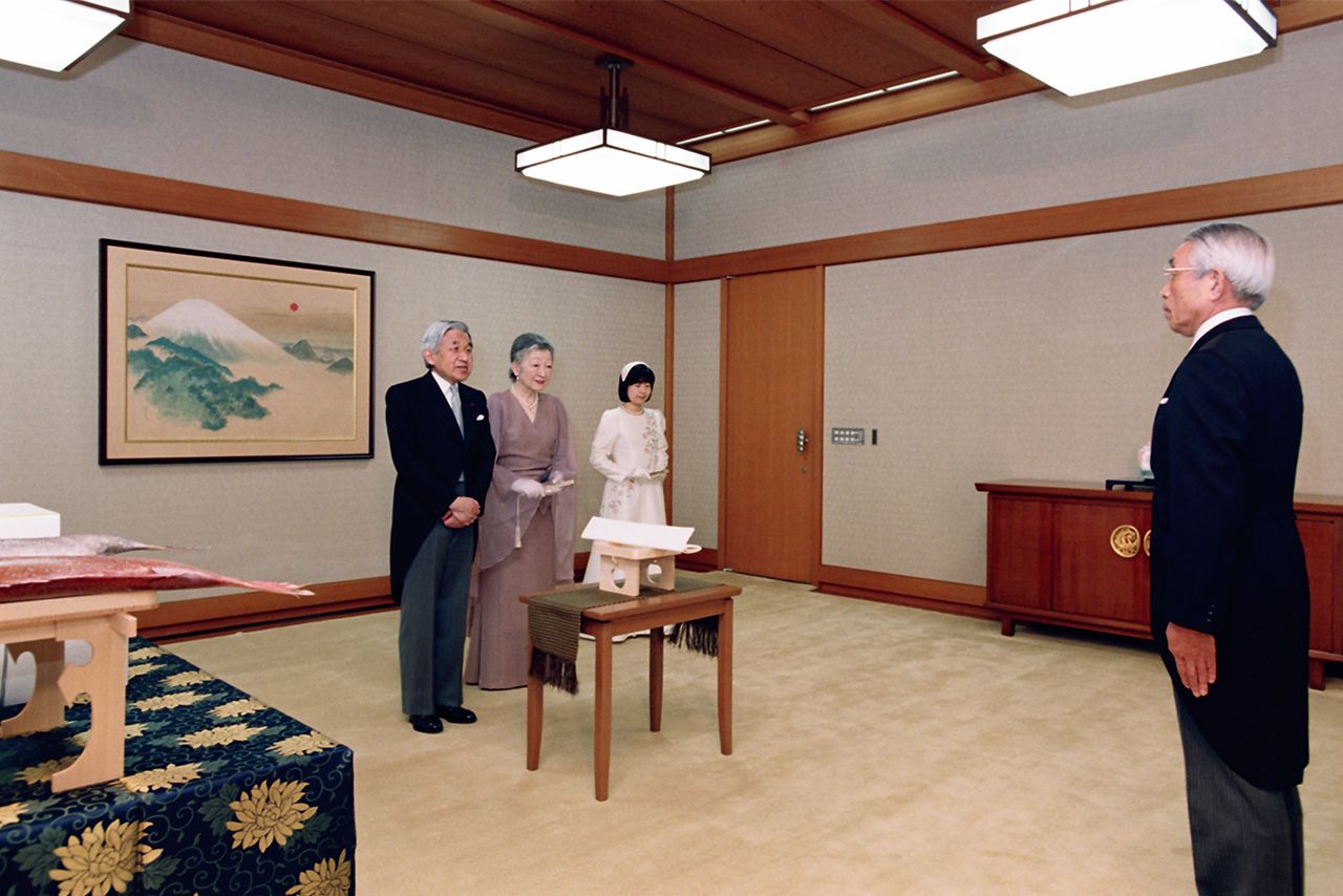 '05年3月、紀宮清子さま（当時）の『納采の儀』。儀式を行うのであれば、小室家も納采の品と使者が必要に