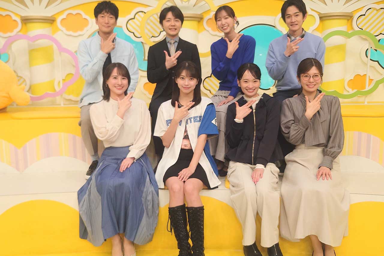 「へそかと思ったら新庄の目だった」奇抜な衣装で番組に出演した『元モー娘。』の牧野真莉愛（イチモニ！公式Xより）