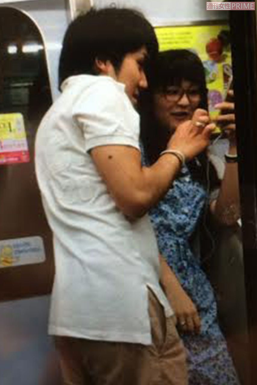 '16年秋、デート帰りの眞子さんと小室さん 