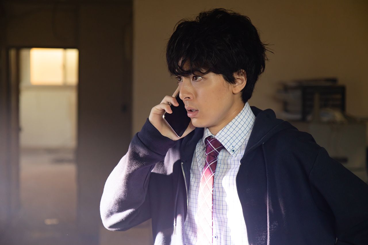 高杉真宙演じる、若手刑事の高橋紀理人　(c)テレビ朝日
