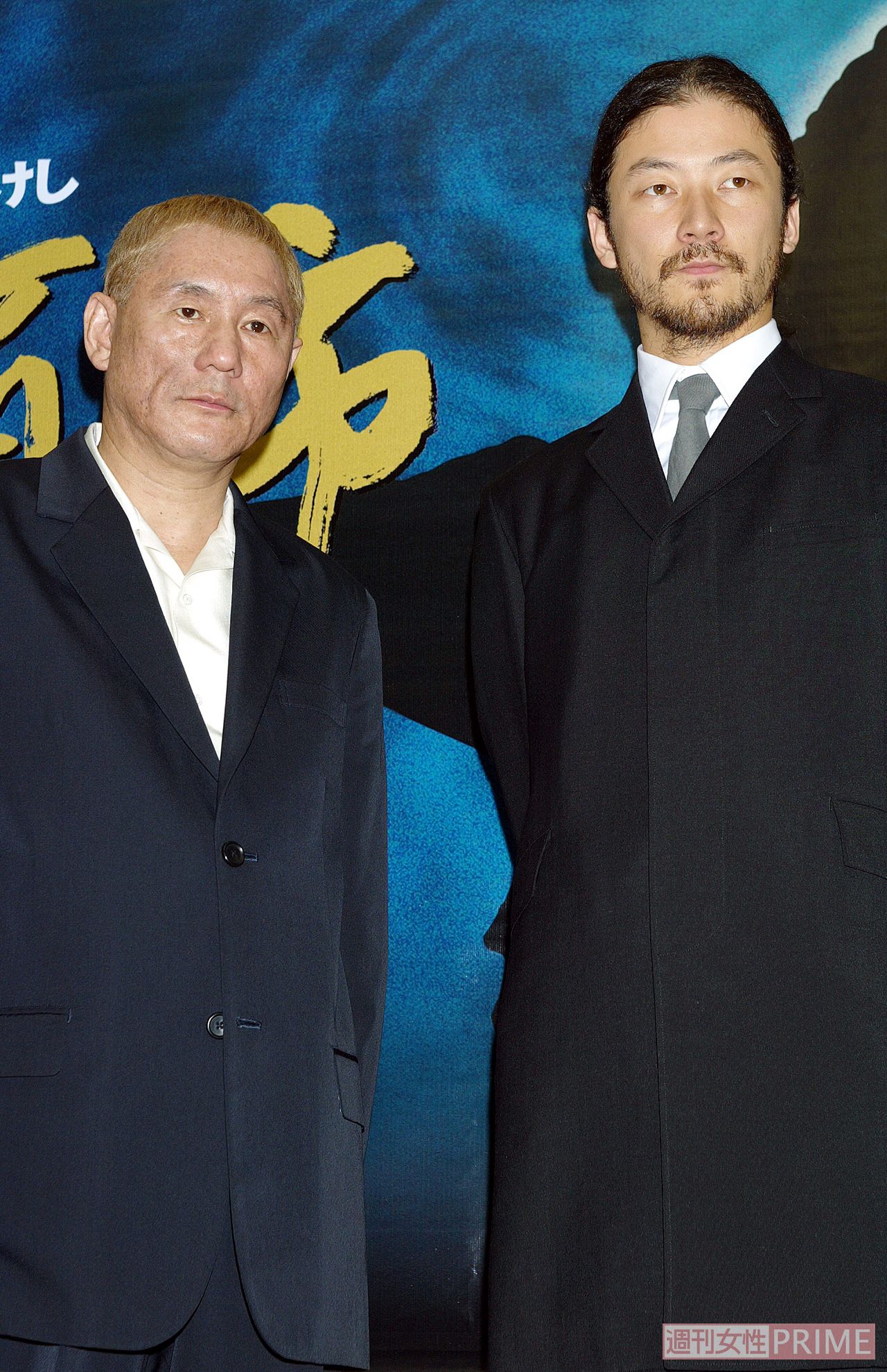 座頭市の記者会見でのビートたけしと浅野忠信