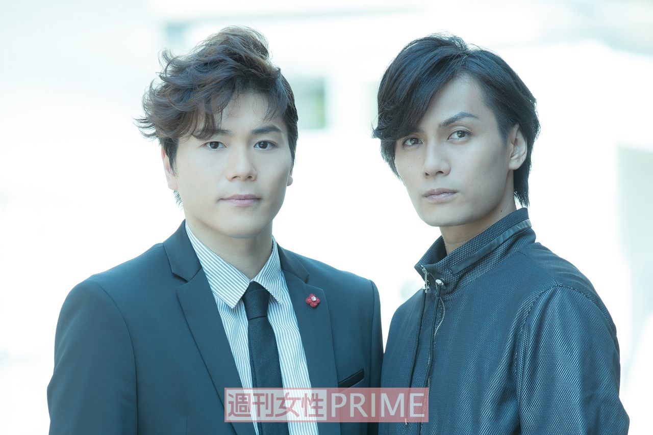 左から佐藤隆紀、加藤和樹　撮影／伊藤和幸