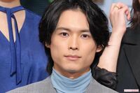 SixTONES・松村北斗、美容アンバサダーにドラマ主演の超多忙ぶりで「やつれ気味」「目が疲れてる」心配声