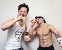 これであなたもマッチョに!?　プロテイン配合のチョコ販売