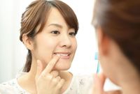 歯周病、インプラント、歯並び、口臭をどうする？　ミドルエイジの歯のお悩みQ&A