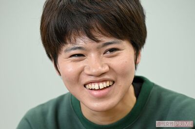 浜田雅功のものまねで話題のハリウリサ、LGBTQであることのカミングアウトと念願の歌手デビューを語る