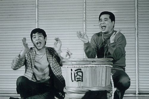 コント55号では設定だけ決めてあとは2人のアドリブだった