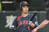 WBC2026オーストラリア戦・満塁で代打告げられた近藤健介を大映し、Netflixのカメ…