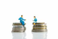 ＜シニアの婚活＞初婚男性はケチ!? デート前に「390円大盛りラーメンと餃子」