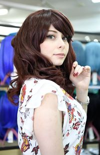 ユリコタイガー　「試着もできるので、どんどんトライしてみて!」