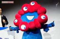 【大阪・関西万博】「くら寿司が8時間待ち」“並ばない万博”のはずが…地獄絵図に不満続出、懸念される“…