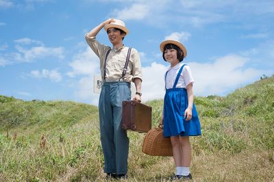 昭和の痛快ラブコメディー『悦っちゃん』でユースケがバディと認める“天才子役”