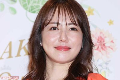 磯山さやか、ドラマ『夫よ、死んでくれないか』現場ショットで芸能人のオーラ消す「光浦靖子に似すぎ」と騒…