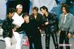 ’95年、まだ6人グループだった『SMAP』。左から森、香取、草彅、中居、稲垣、木村