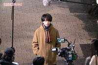 NHKドラマ『Shrink』で精神科医役を演じる中村倫也のロケ姿をキャッチ！自宅でも日テレ・水卜麻美アナの「…