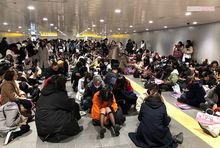 もはや新年の恒例行事、大行列！　入場制限もかかるので入館できるのは午後になることも