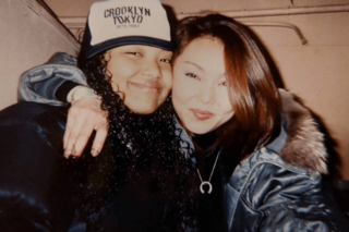 娘がデビューして間もないころ。娘の仕事は順調で、オファーが次々やってきた。私のことより、娘を応援しようと決めました