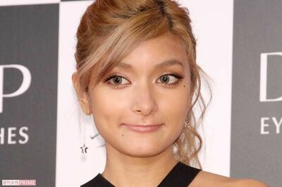 ローラの危険な“高露出”農作業姿を本職が心配「傷だらけに…」歓迎する人も“スピリチュアル派生”は危惧