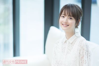 新婚の佐々木希「強い絆で結ばれた夫婦はすてきですよね」