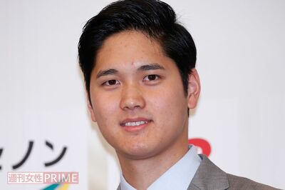 大谷翔平の通訳・水原一平氏の素顔、記者たちが語った「前職での評判」と「美人妻」