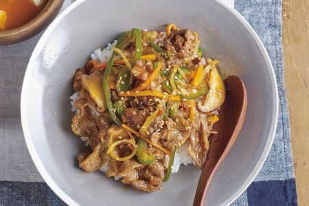 プルコギ丼　撮影／中野博安