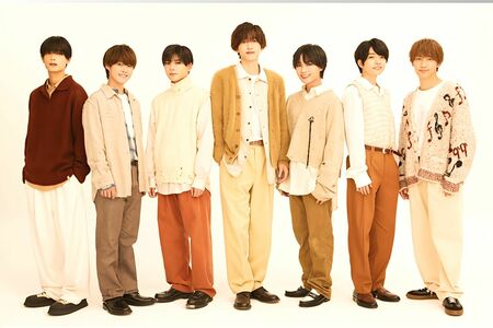 なにわ男子（事務所公式サイトより）