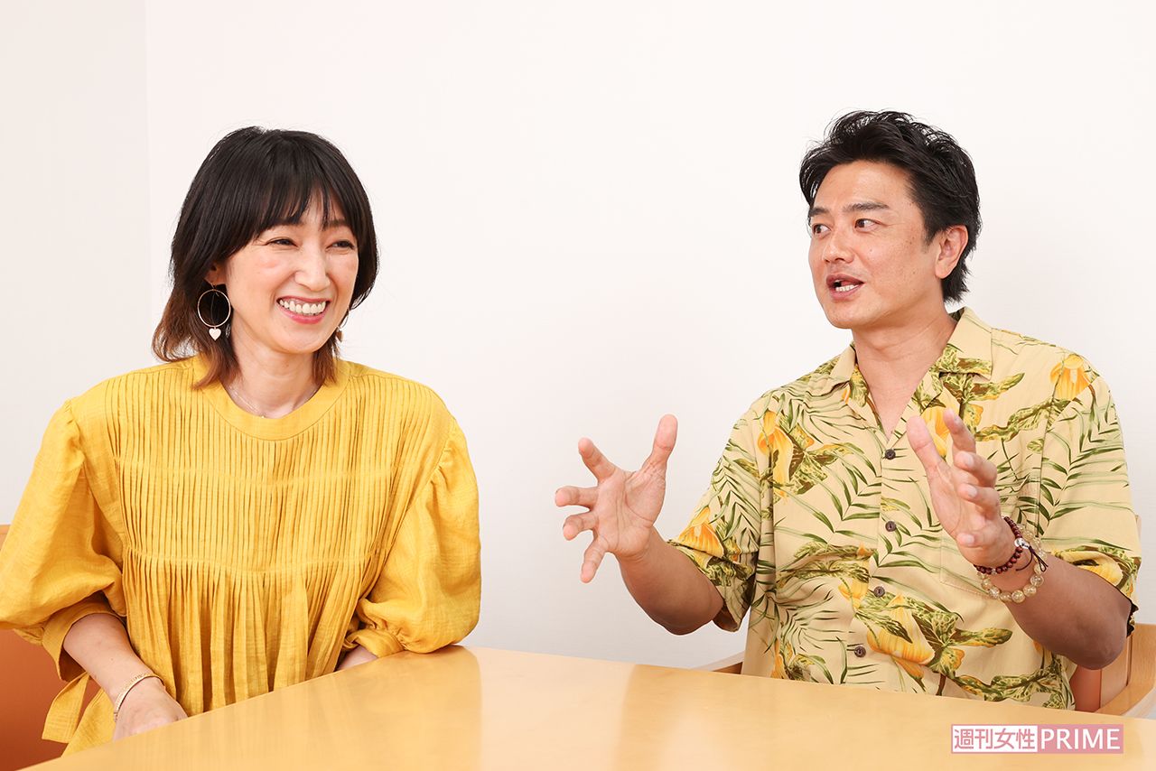 原田龍二（右）と妻・原田愛（左）