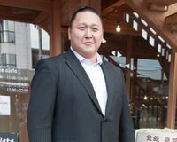 大島親方「僕が尊敬するのは両親と白鵬とうちの奥さん」