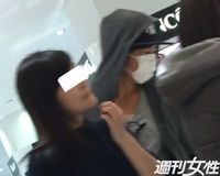 “やりすぎ変装”大沢たかお、20代美女との銀座デート発見