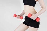 「毎日しなくてもOK」50歳過ぎたら『ゆる筋トレ』!認知症のリスクを減らし、夏バテにも効果がある「中高年…