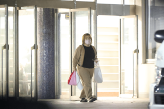 激しいプロレスシーンの撮影でゆりやんにドクターストップがかかったことも。