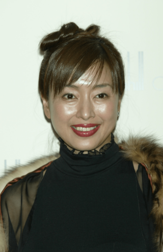 若かりし頃のかたせ梨乃